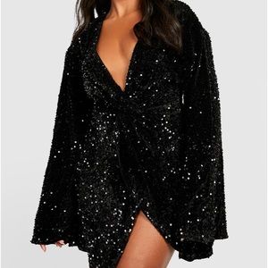 Boohoo Plus 28 Sequin Velvet Twist Front Dress